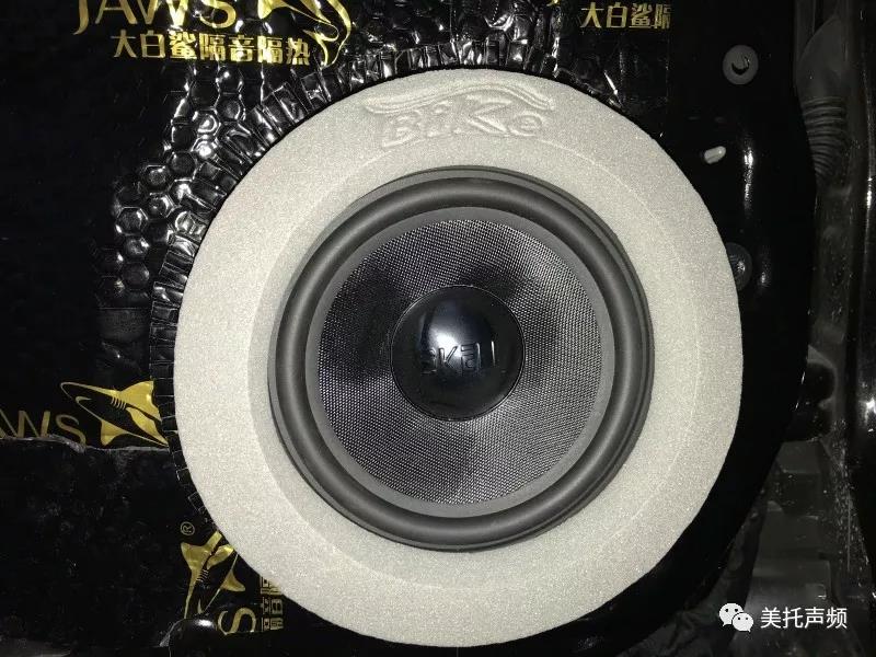 为什么总少点感觉？这款超薄低音炮告诉你-必威BETWAY官网重庆店为日产天籁升级霸克优美之声