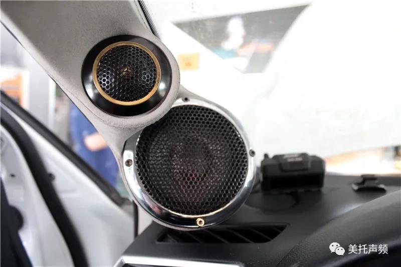 两台PS8，30W重金打造-必威BETWAY官网武汉店为奥迪Q5音响升级美国Hybrid Audio
