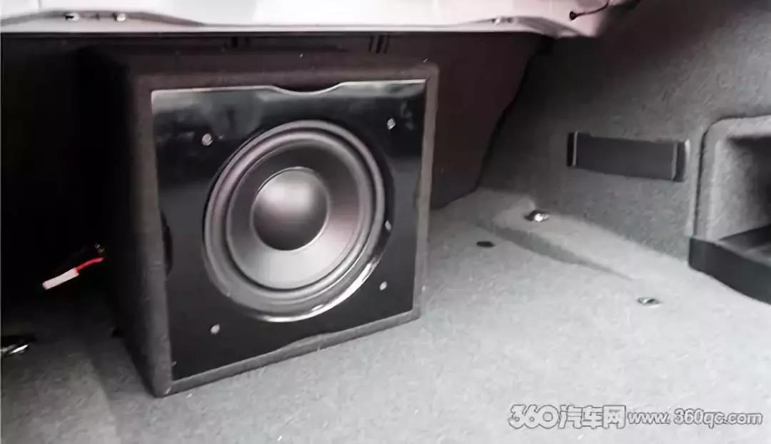 伊顿宝马主动三分频专用音响，齐来看看战力到底如何？
